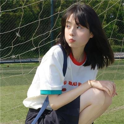 招积老虎海报